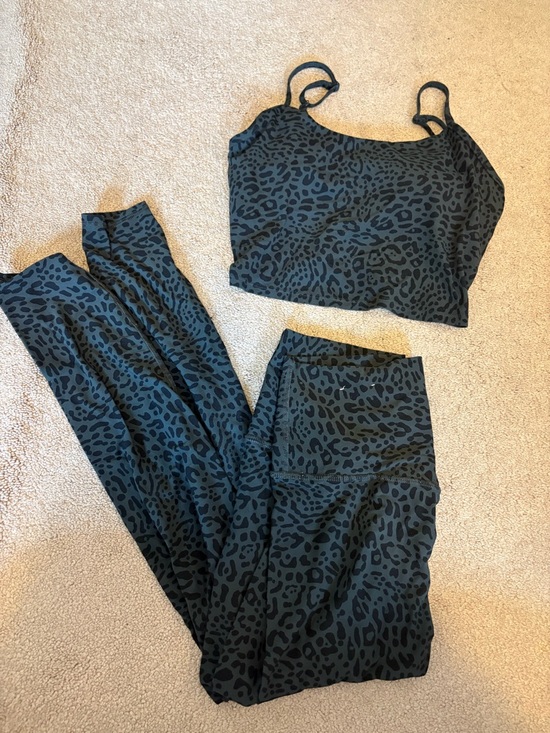 JoyLab Pants - Joylab Leopard Print Activewear Set